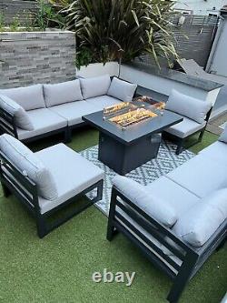 Modular garden set with fire pit table