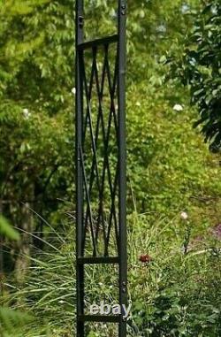 Arche de jardin en métal Aurora pour plant grimpant support à roses Tom Chambers - Fait à la main