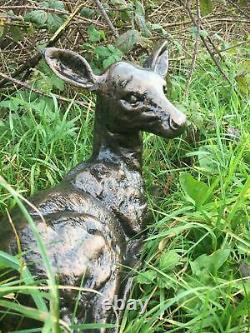 Fawn Deer Garden Ornament Statue Aluminium Metal Grey Avec Finition Brown & Black