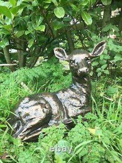 Fawn Deer Garden Ornament Statue Aluminium Metal Grey Avec Finition Brown & Black