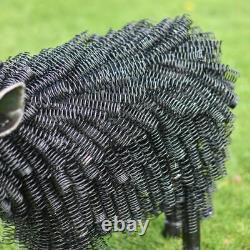 Sculpture de jardin de luxe en métal tordu de mouton en noir